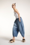 Jeansowe, obszerne spodnie z balonową nogawką