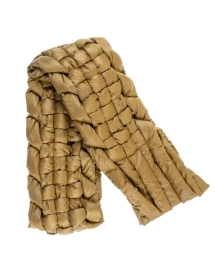 Pikowany, pleciony szal w kolorze camel