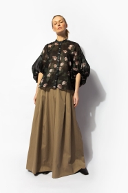 Bluzka z drukiem Heian jingu flowers z przeskalowanymi rękawami typu umbrella 